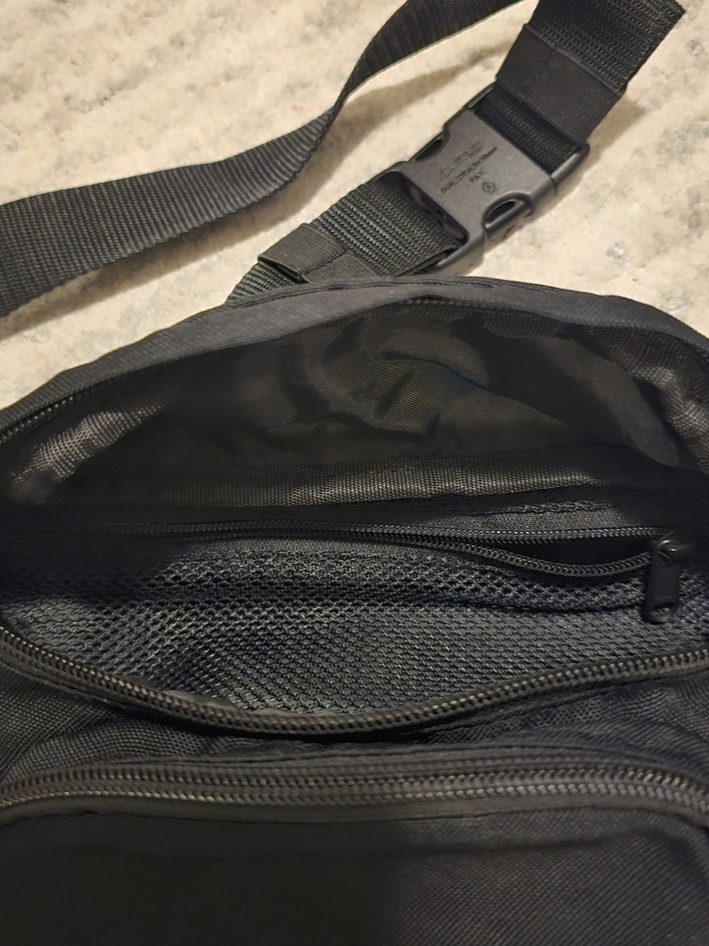 Carhartt Black Waist Pack — Durable Men's Fanny Pack - Picture 6 of 6